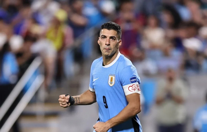 Suarez quyết định chia tay ĐT Uruguay